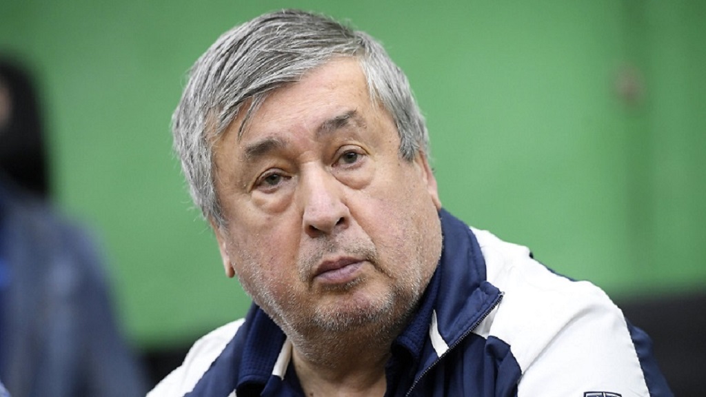 Hetedik X – Mr. Csukló, akibe beleszorult 2-3 világbajnoki cím